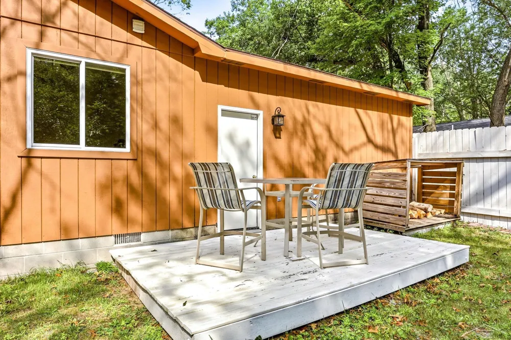 207 Butterfield Lane Roscommon Village, MI 48629