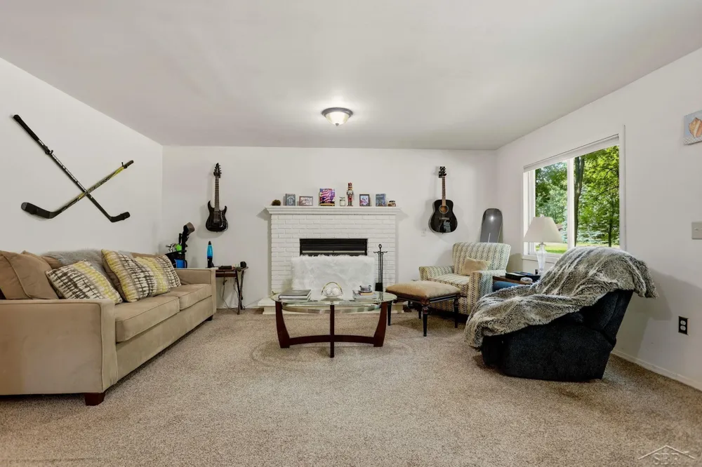 207 Butterfield Lane Roscommon Village, MI 48629