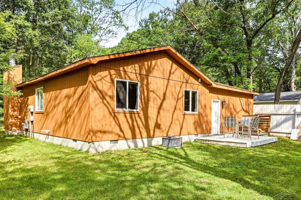 207 Butterfield Lane Roscommon Village, MI 48629