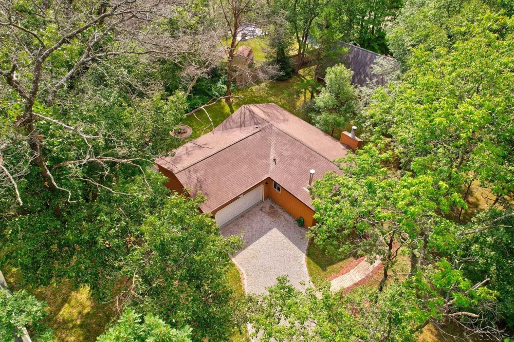 207 Butterfield Lane Roscommon Village, MI 48629