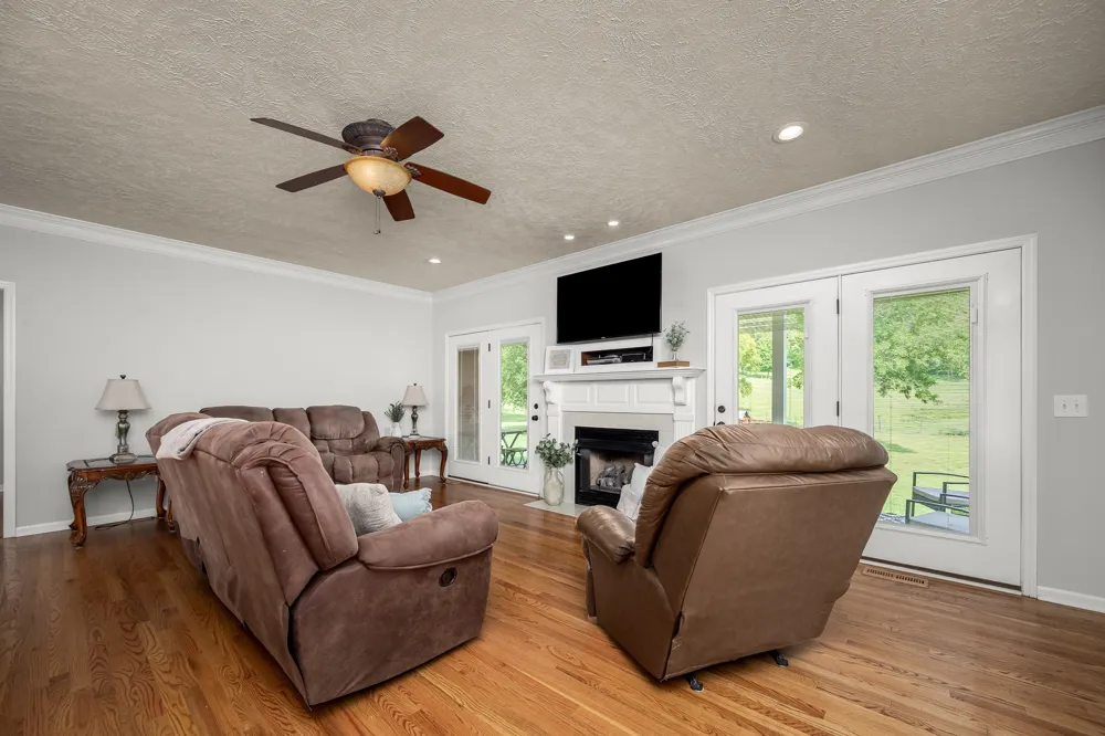 206 Hickerson Rd Wartrace, TN 37183