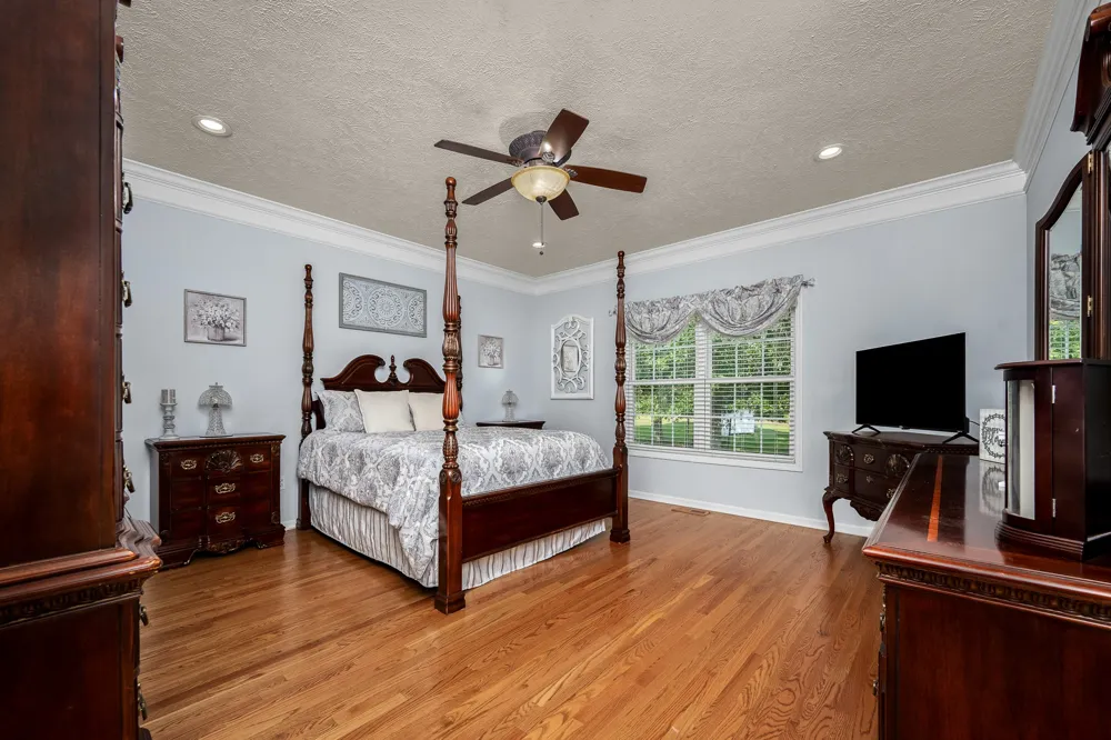 206 Hickerson Rd Wartrace, TN 37183