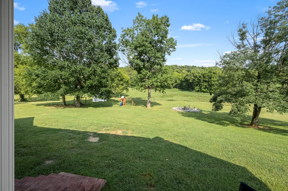 206 Hickerson Rd Wartrace, TN 37183