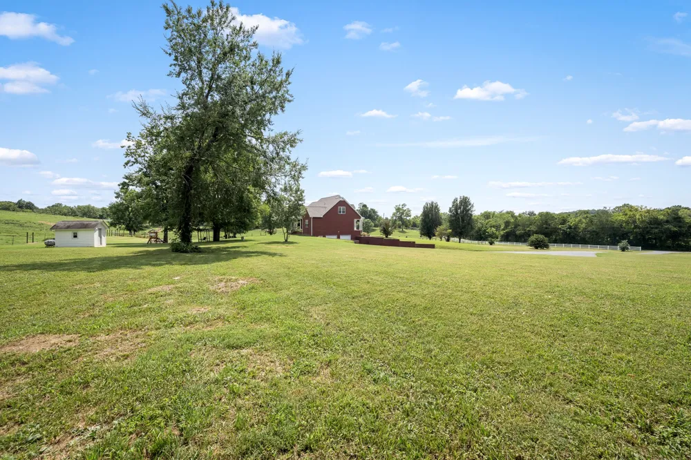 206 Hickerson Rd Wartrace, TN 37183