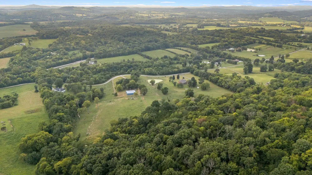 206 Hickerson Rd Wartrace, TN 37183