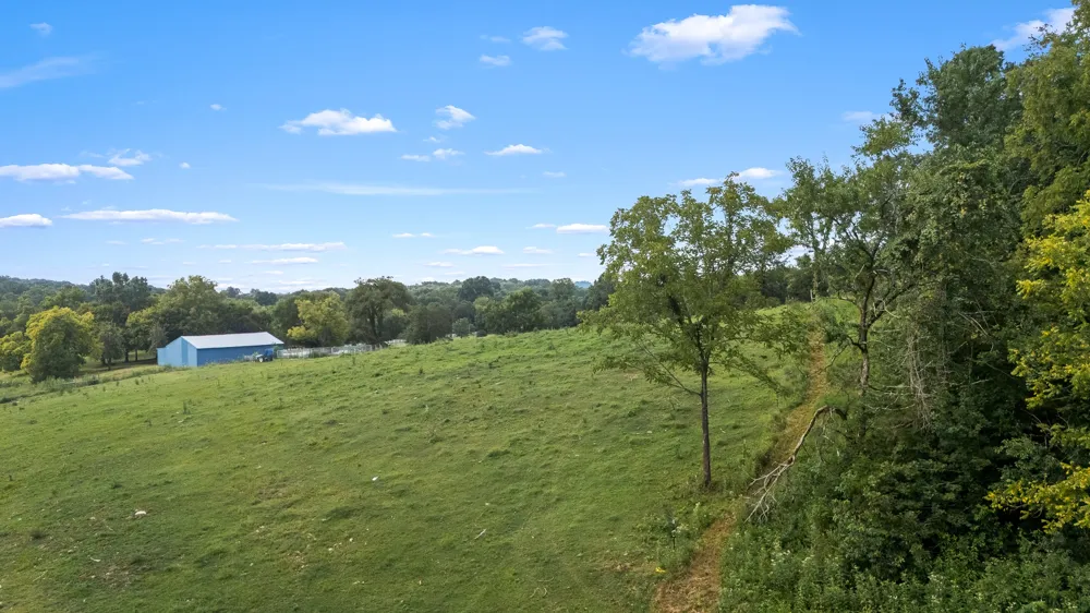 206 Hickerson Rd Wartrace, TN 37183