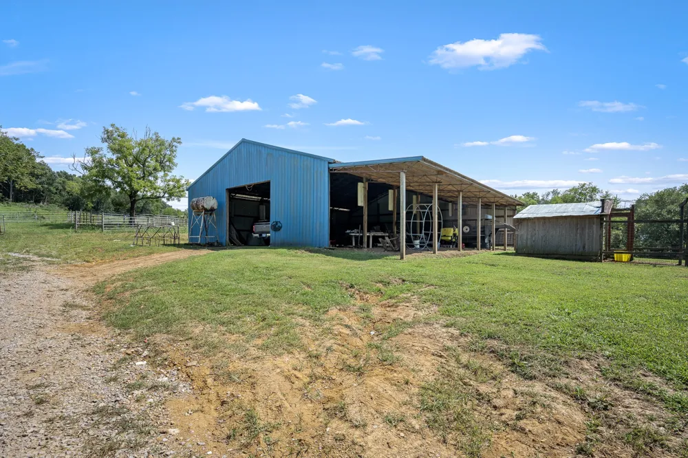 206 Hickerson Rd Wartrace, TN 37183