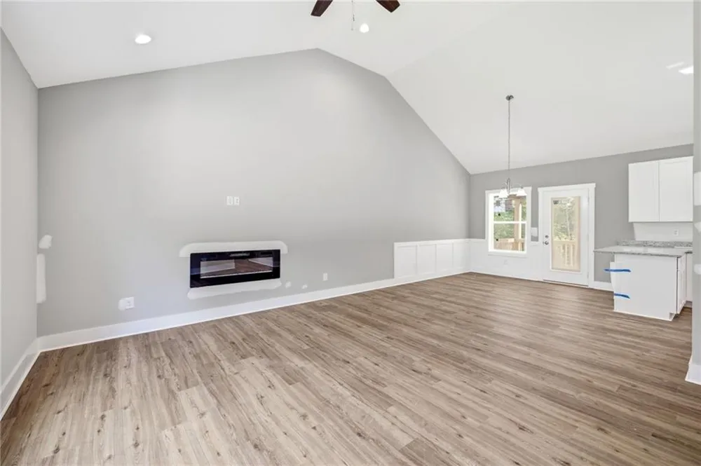 284 Stonington Drive Mount Airy, GA 30563