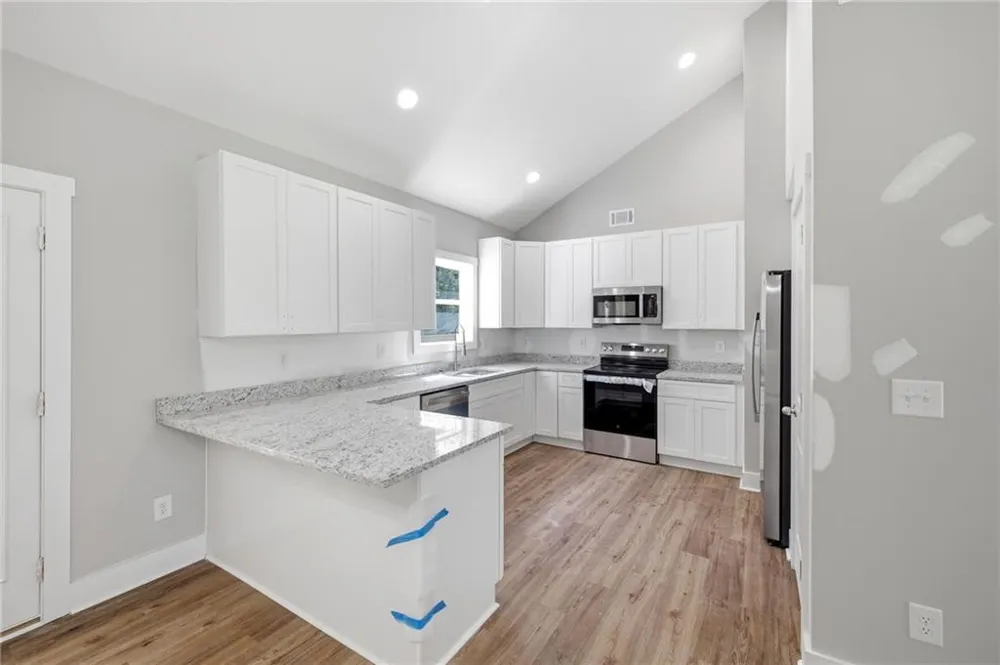 284 Stonington Drive Mount Airy, GA 30563