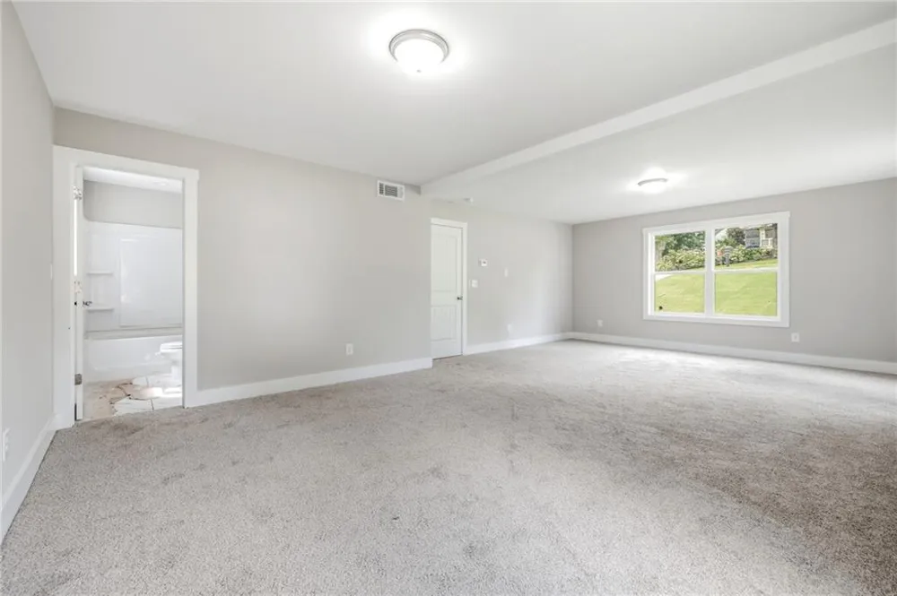 284 Stonington Drive Mount Airy, GA 30563