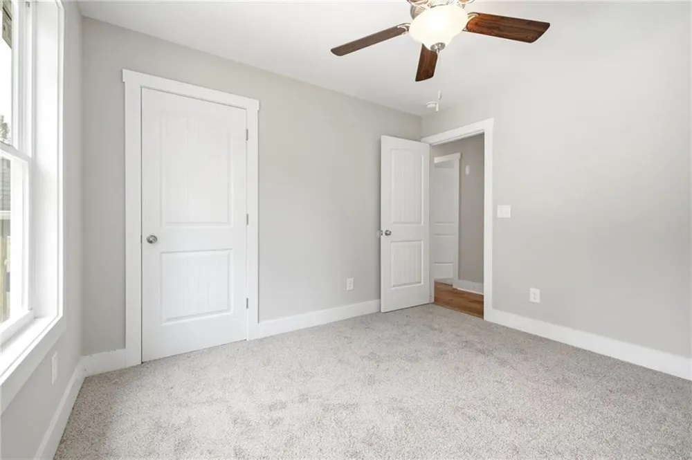 284 Stonington Drive Mount Airy, GA 30563