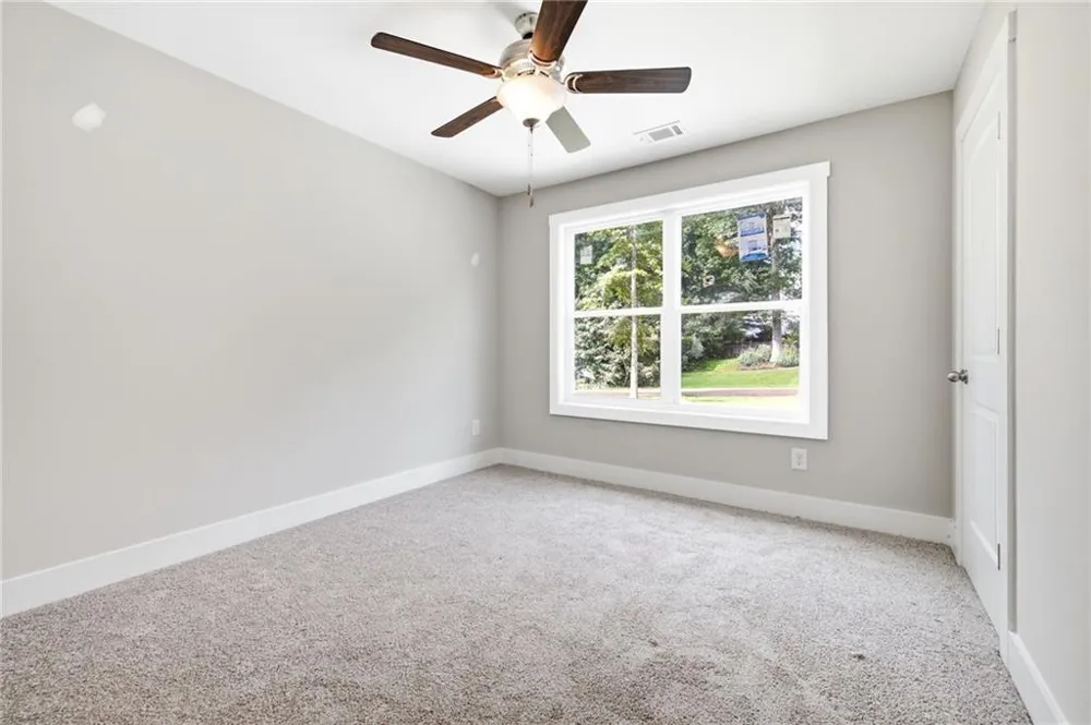 284 Stonington Drive Mount Airy, GA 30563