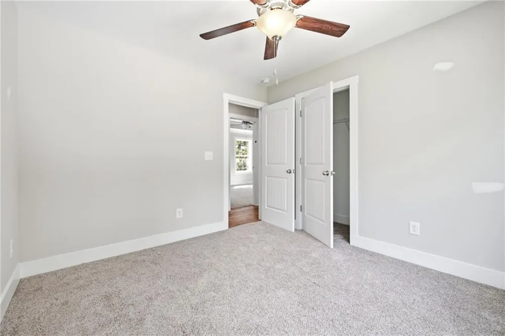 284 Stonington Drive Mount Airy, GA 30563