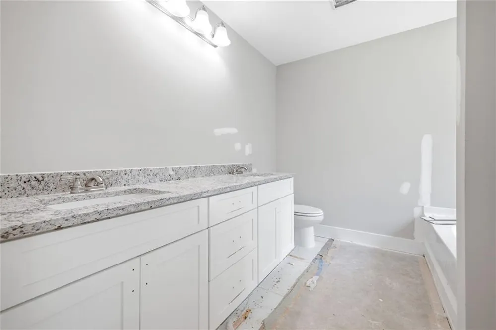 284 Stonington Drive Mount Airy, GA 30563