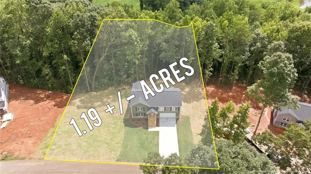 284 Stonington Drive Mount Airy, GA 30563