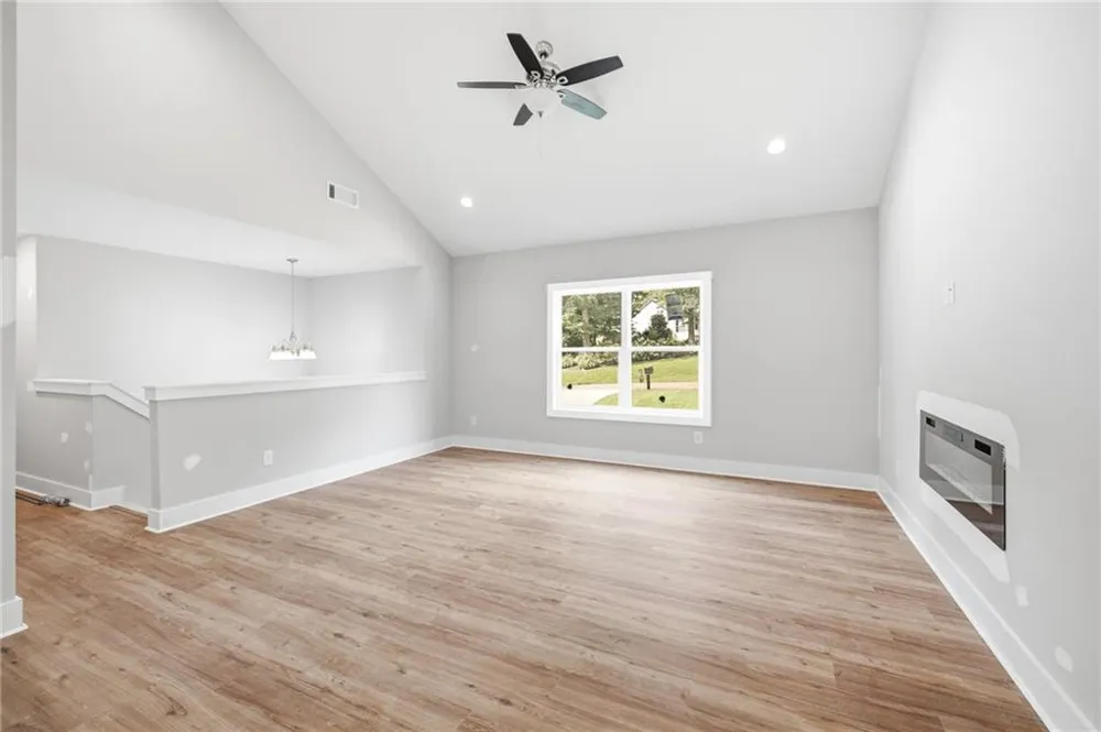284 Stonington Drive Mount Airy, GA 30563