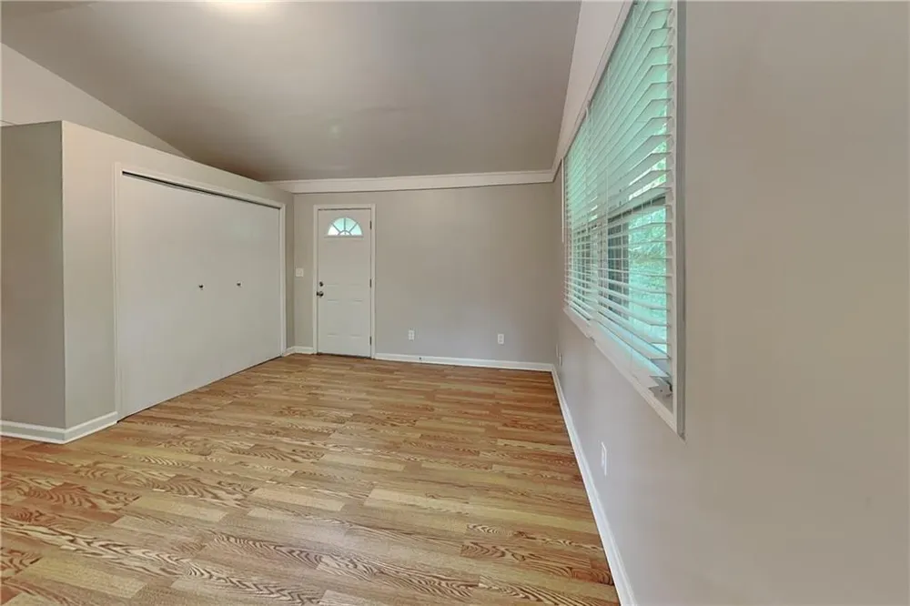 1719 Colemans Landing Woodstock, GA 30188