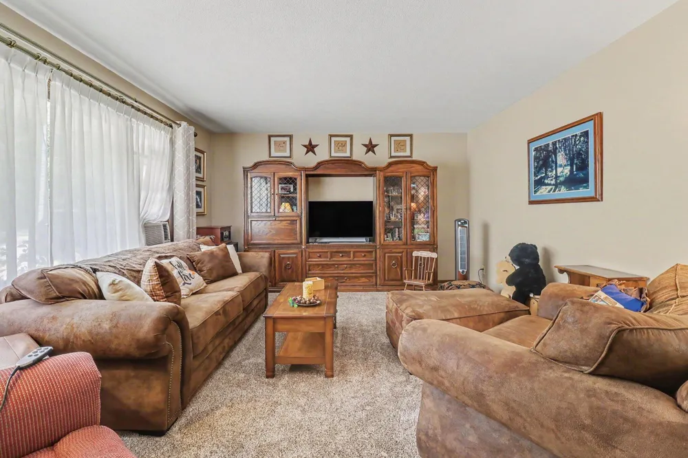351 E Fruitvale Road Montague, MI 49437