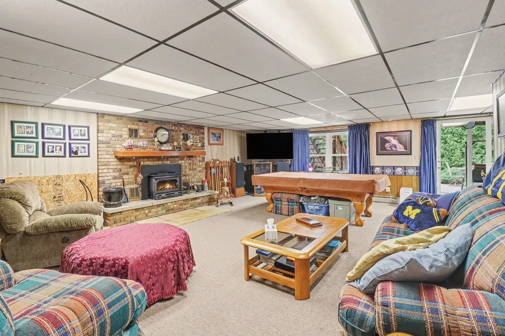351 E Fruitvale Road Montague, MI 49437