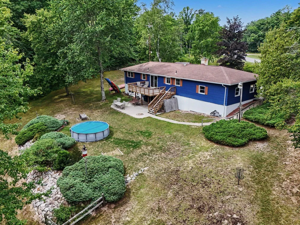 351 E Fruitvale Road Montague, MI 49437