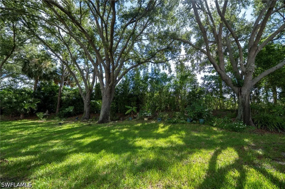 Country Barn Drive Estero, FL 33928
