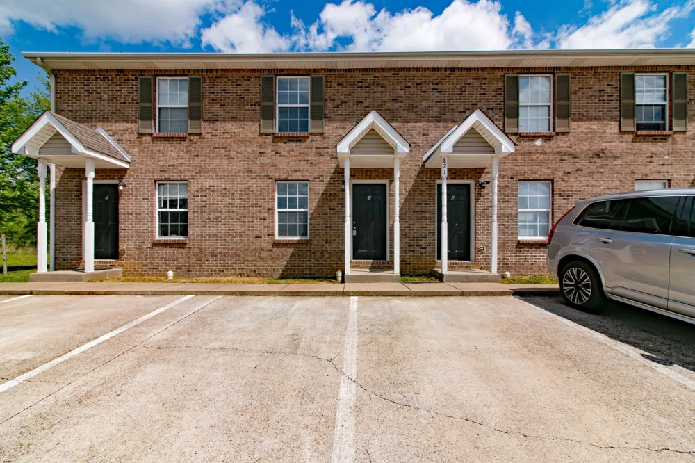 809 Oak Arbor Ct #3 Clarksville, TN 37040