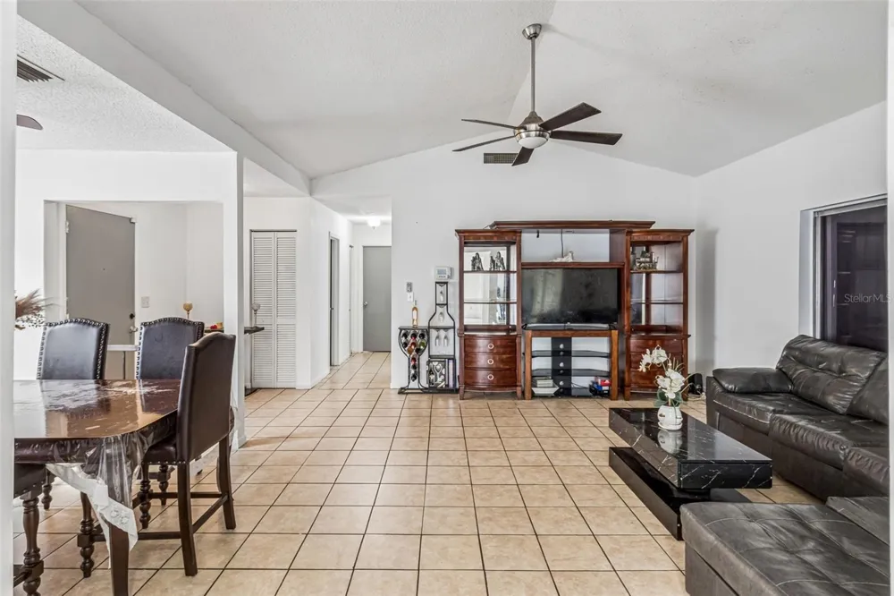 271 MARIPOSA Winter Haven, FL 33884