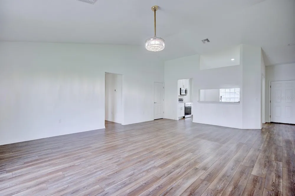 4550 SAN IGNACIO DRIVE Sebring, FL 33872