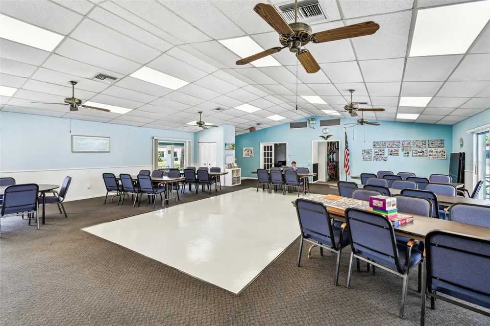 9032 MISSION OAKS BOULEVARD #F Seminole, FL 33776
