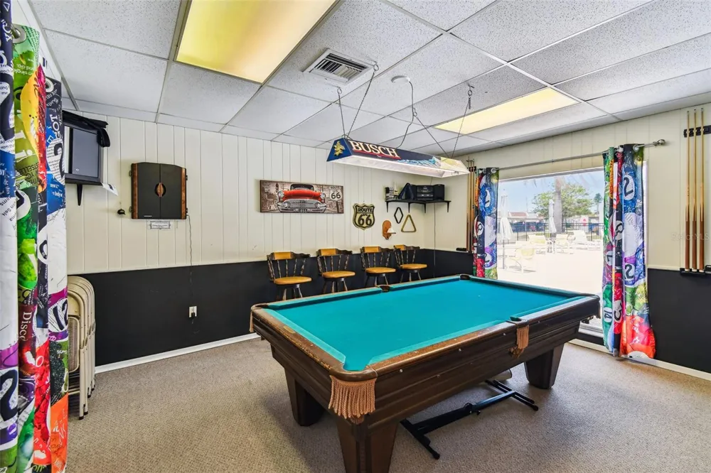 9032 MISSION OAKS BOULEVARD #F Seminole, FL 33776