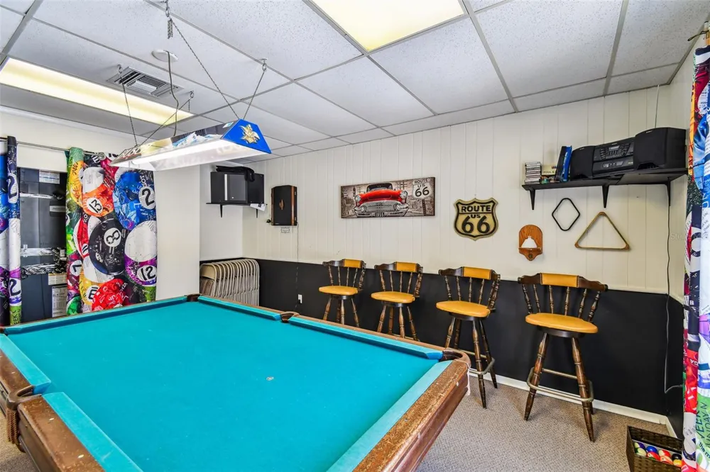 9032 MISSION OAKS BOULEVARD #F Seminole, FL 33776