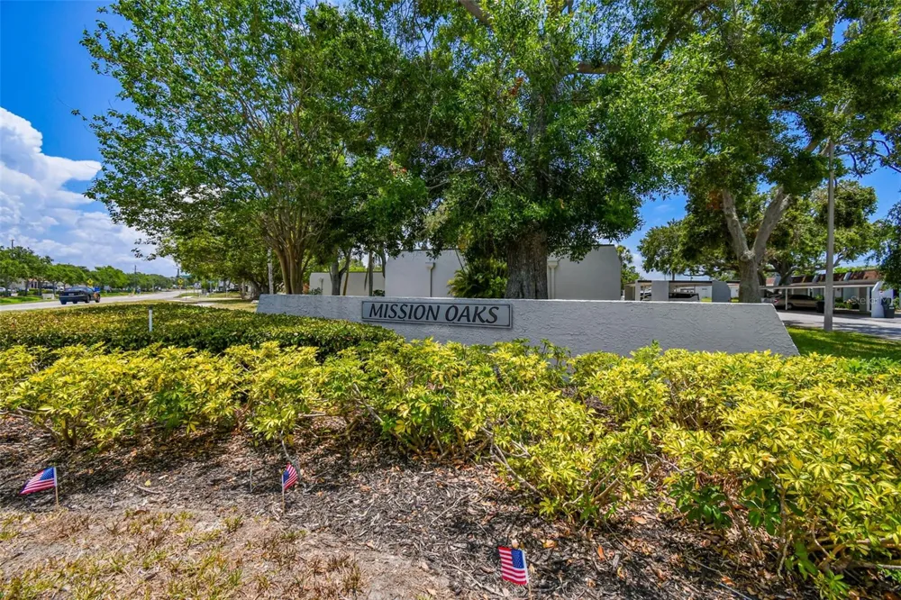 9032 MISSION OAKS BOULEVARD #F Seminole, FL 33776
