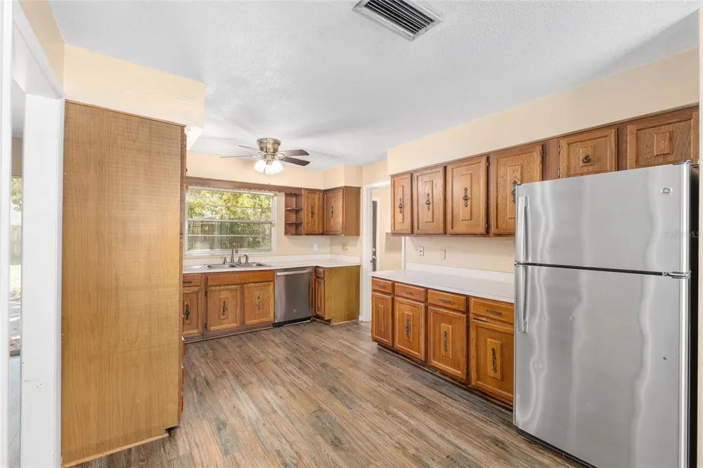 10819 NW 39TH AVENUE Gainesville, FL 32606