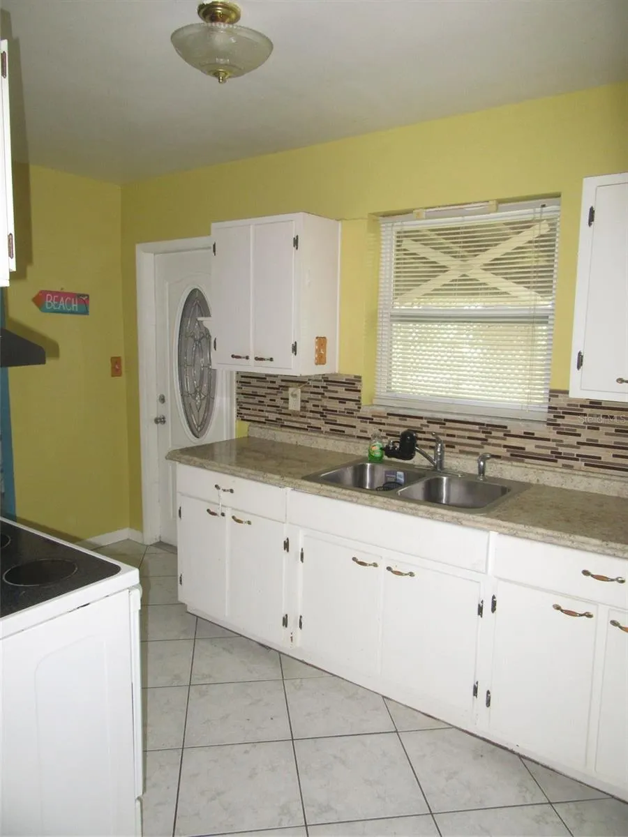 21267 GLADIS AVENUE Port Charlotte, FL 33952