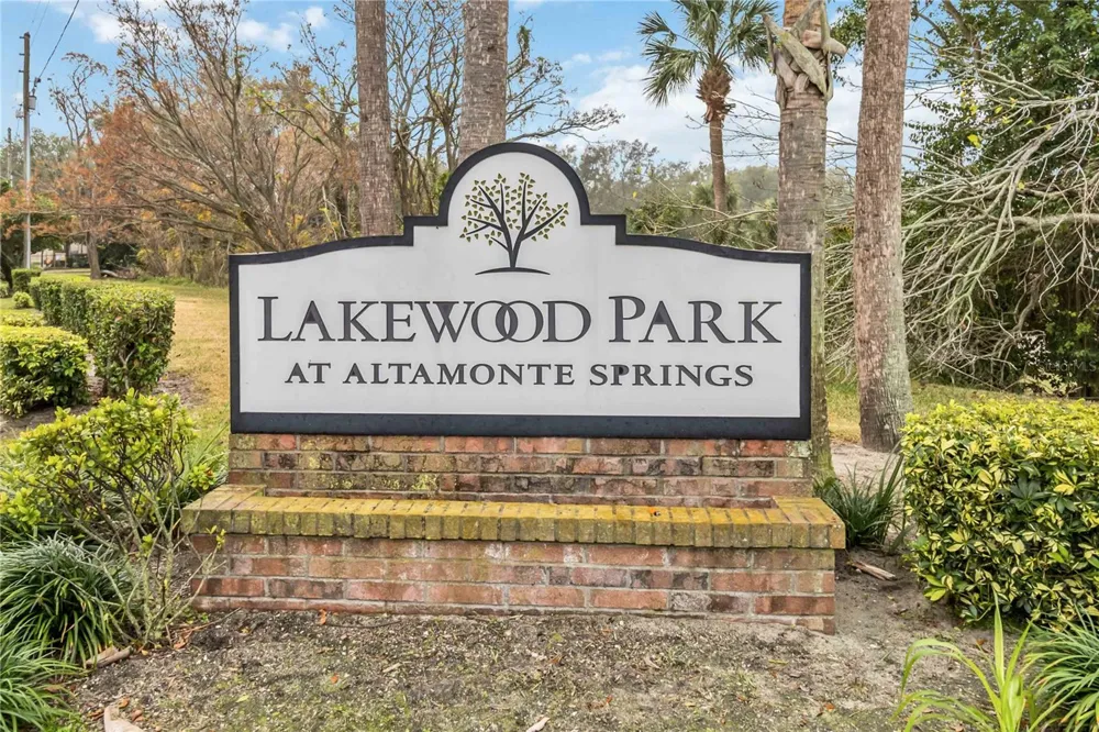 320 BLACK OAK COURT #107 Altamonte Springs, FL 32701