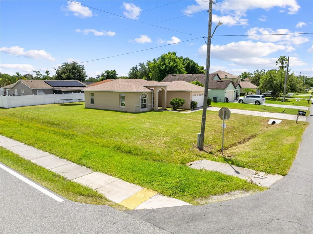 688 JAGUAR COURT Poinciana, FL 34759