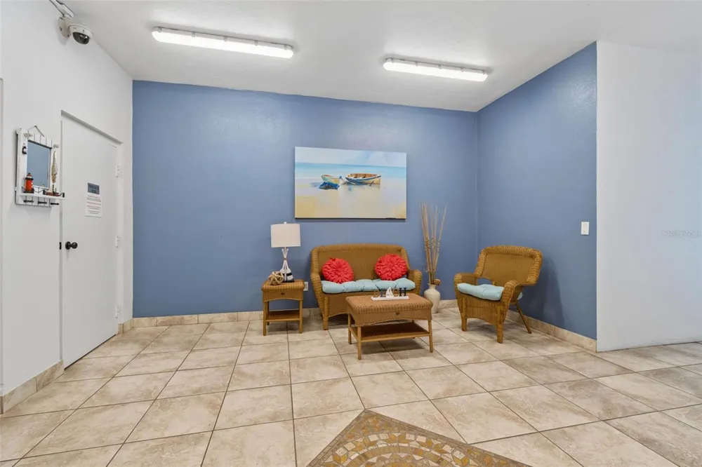 139 BLUFF VIEW DRIVE #110 Belleair Bluffs, FL 33770