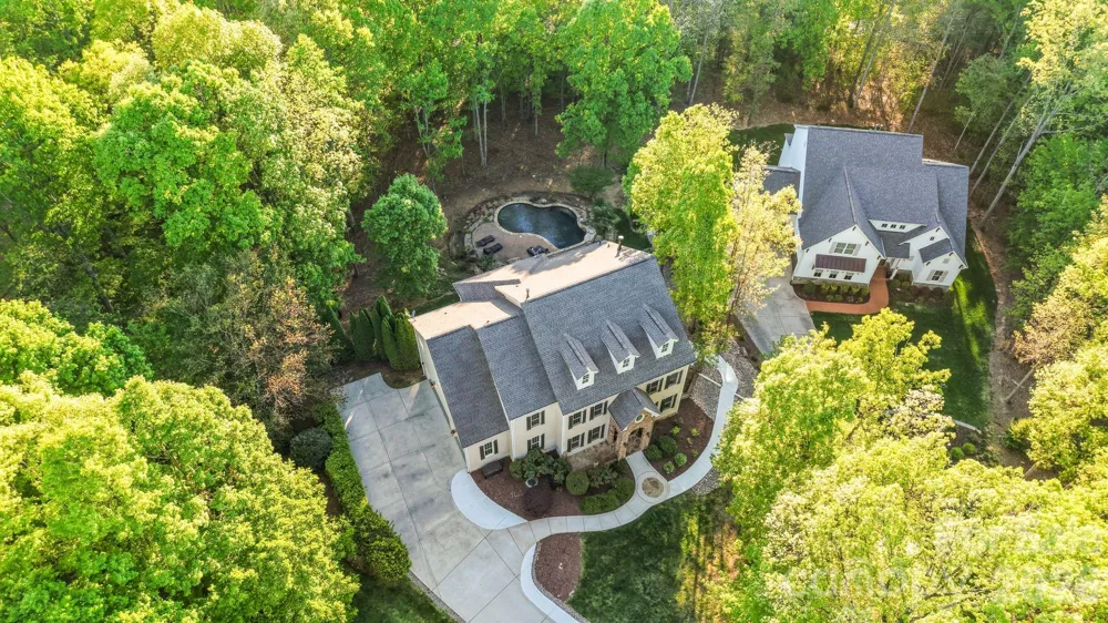 107 Mcauley Court Mooresville, NC 28117