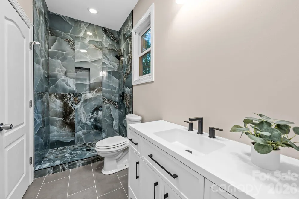 107 Mcauley Court Mooresville, NC 28117