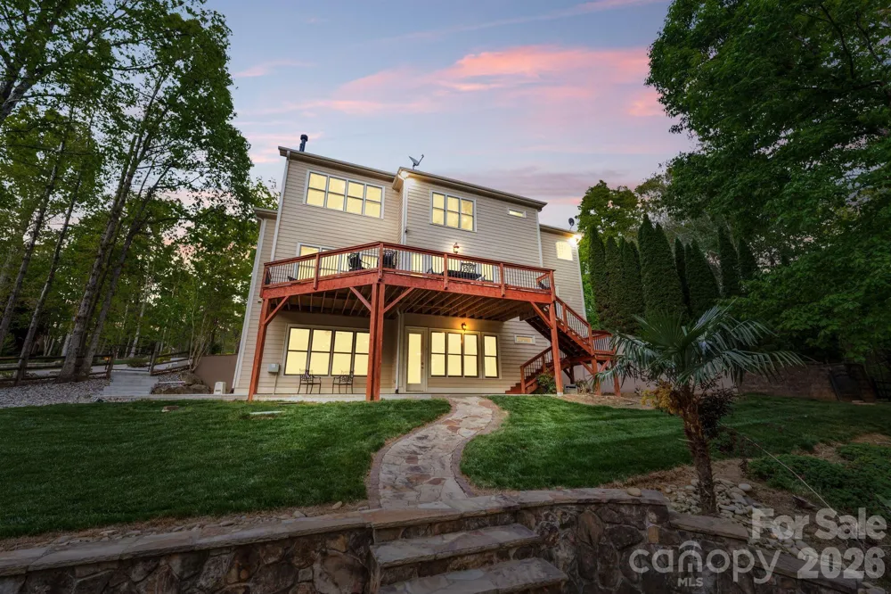 107 Mcauley Court Mooresville, NC 28117