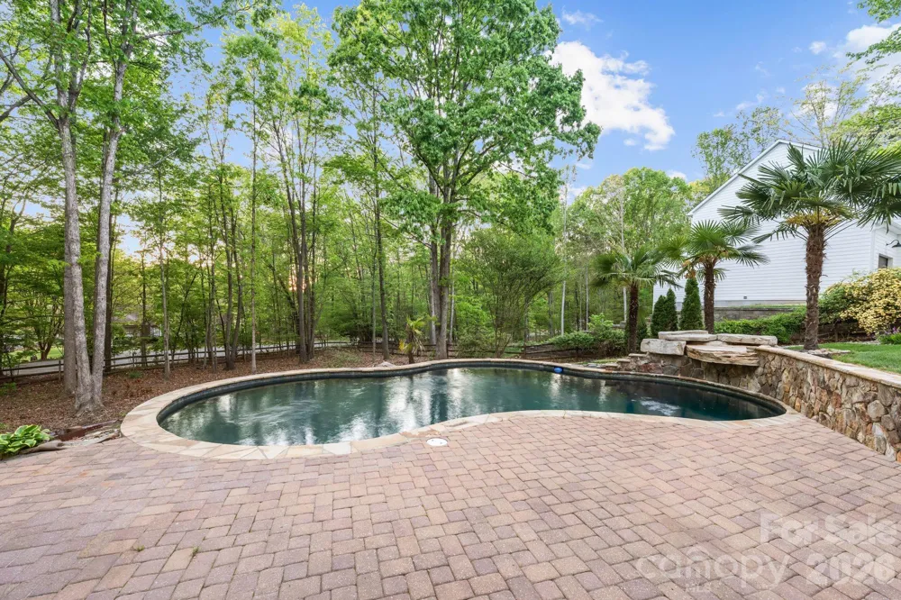 107 Mcauley Court Mooresville, NC 28117