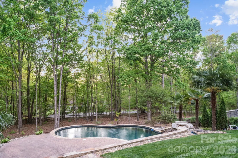 107 Mcauley Court Mooresville, NC 28117