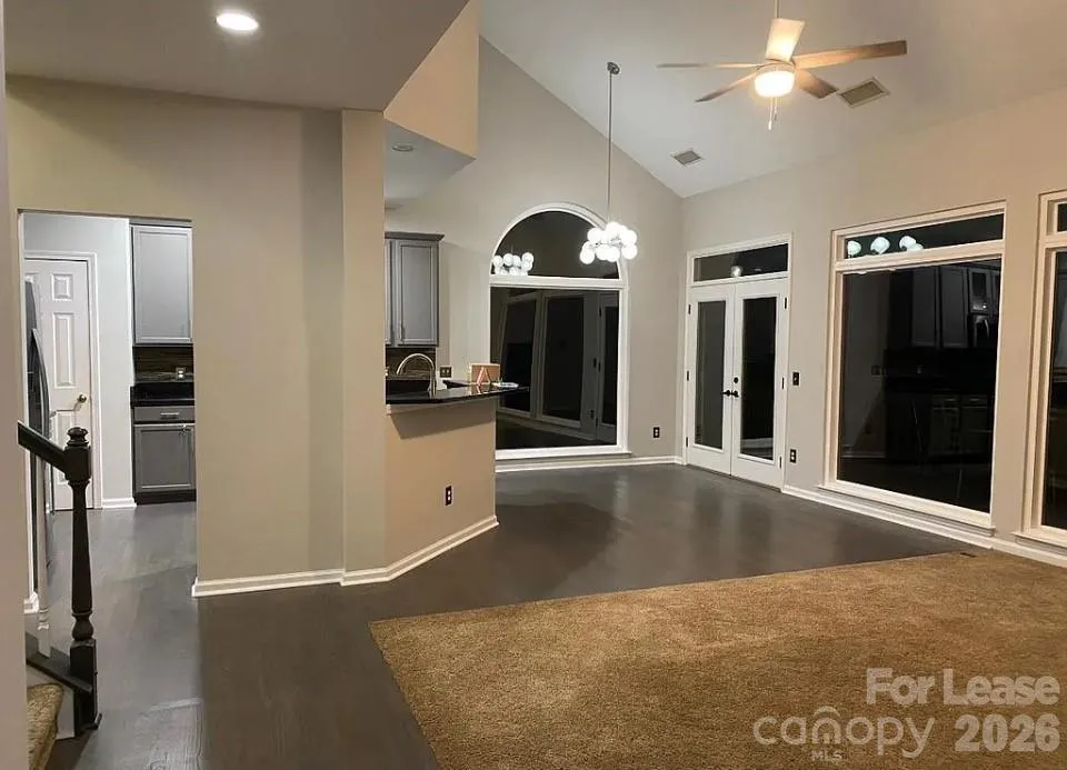 519 Delburg Street Davidson, NC 28036