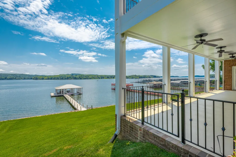 2611 Heron Cove Lane Soddy Daisy, TN 37379