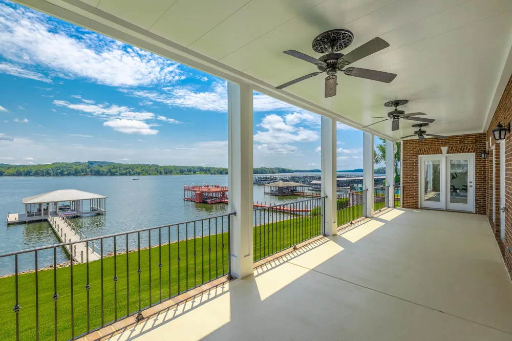 2611 Heron Cove Lane Soddy Daisy, TN 37379