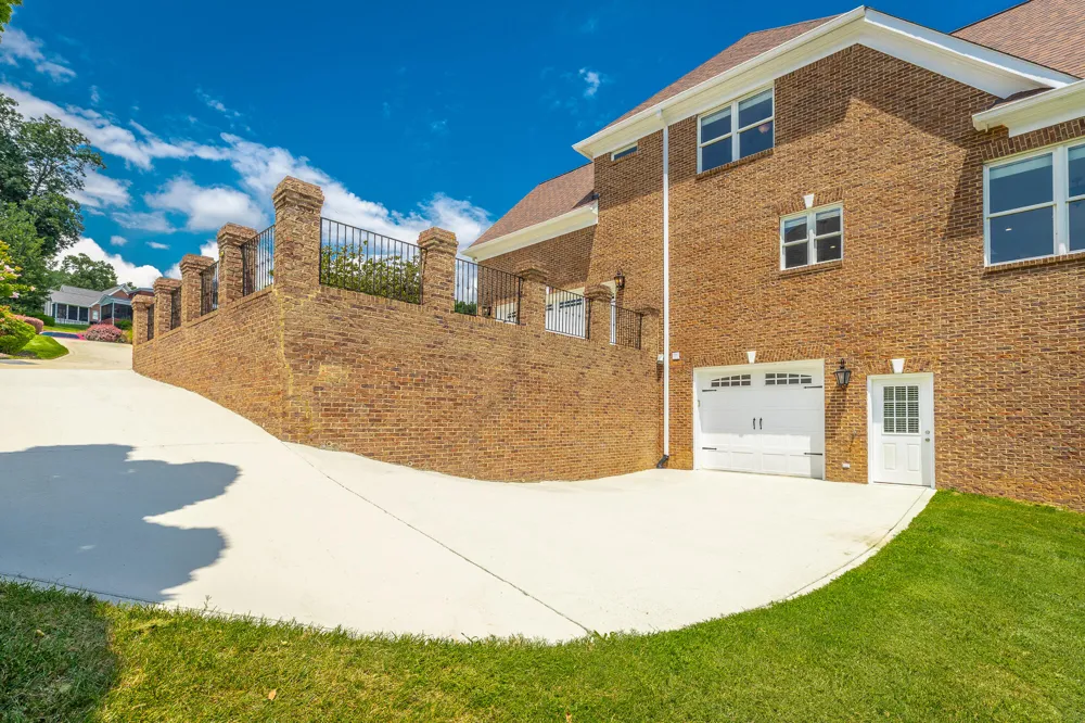 2611 Heron Cove Lane Soddy Daisy, TN 37379
