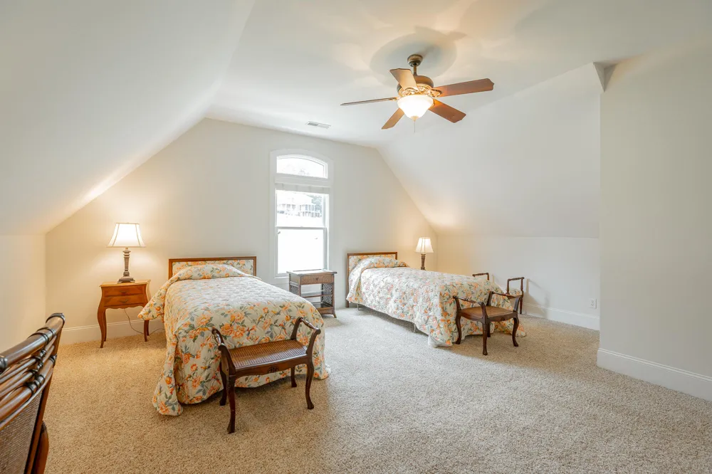 2611 Heron Cove Lane Soddy Daisy, TN 37379