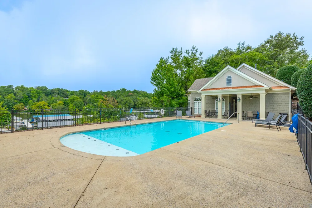 2611 Heron Cove Lane Soddy Daisy, TN 37379