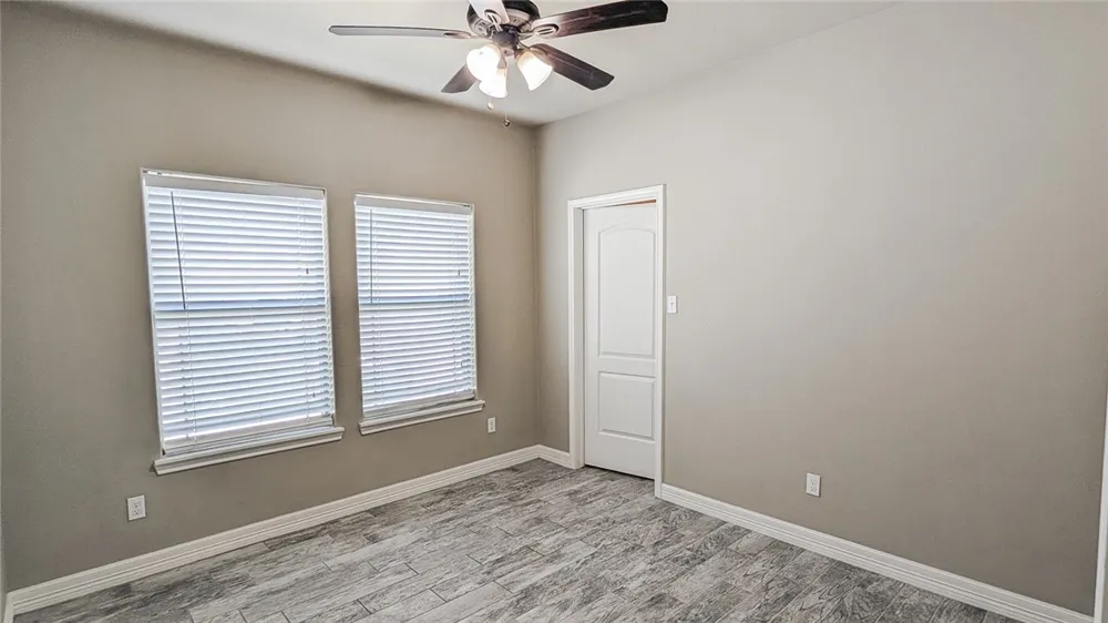 2810 Lake Tranquility Circle Corpus Christi, TX 78414