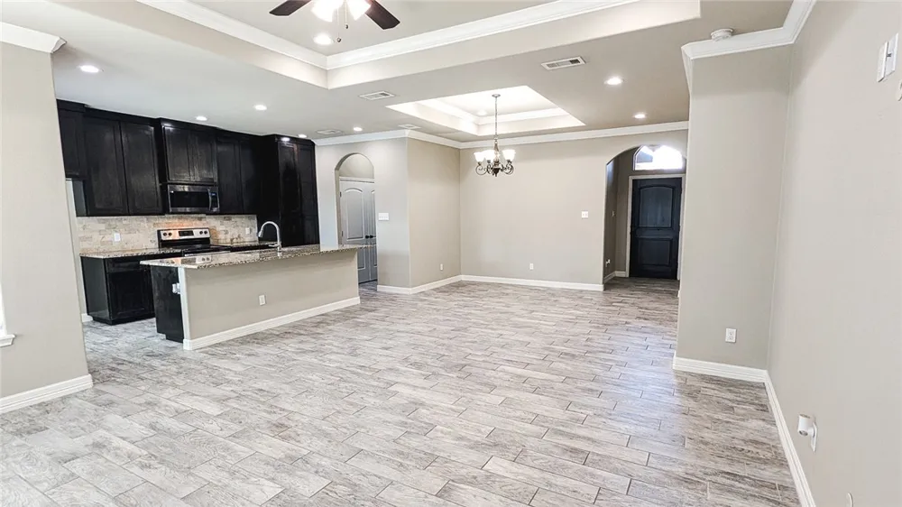 2810 Lake Tranquility Circle Corpus Christi, TX 78414